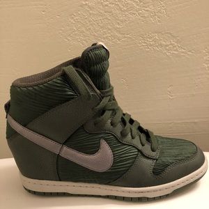 NEW Nike Sky Hi Wedge